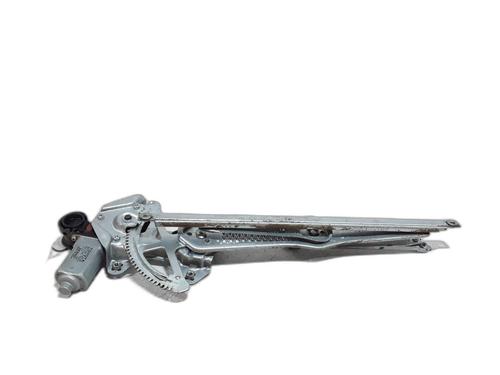 Rudehejsemekanisme Højre foran TOYOTA YARIS (_P1_) 1.3 (NCP10, SCP12_) (86 hp) 30892292