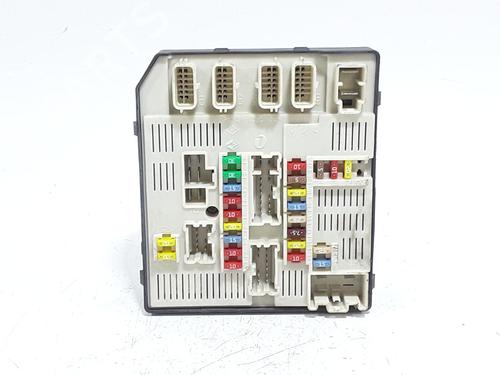 fuse-box-renault-megane-iii-hatchback-bz01_-b3_-2008-35716824 main image