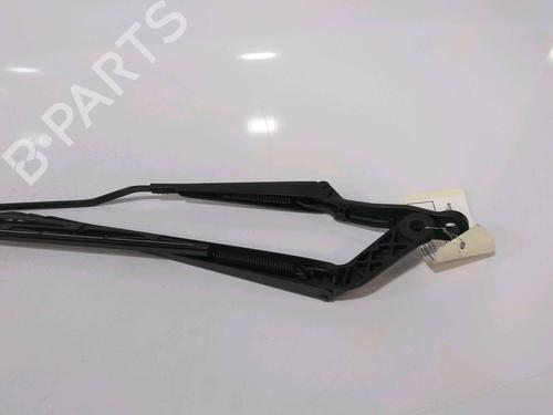 Front windshield wiper arm PEUGEOT 206 Hatchback (2A/C) 1.4 16V | BP25766873C143 