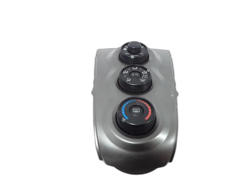 Used Climate control TOYOTA YARIS (_P9_) 1.33 VVT-i (NSP90_, NSP90R) (100 hp) 25170370