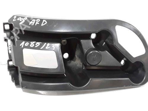 Used Rear bumper bracket PEUGEOT 2008 II (UD_, US_, UY_, UJ_, UR_, UC_) 1.2 PureTech 130 (USHNS, URHNS) (130 hp) 25168271