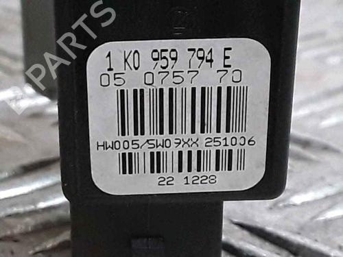 Rear right window mechanism VW GOLF V (1K1)  | BP25765671C25 