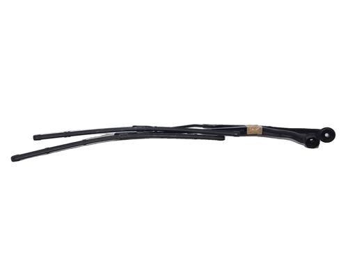 Used Front windshield wiper arm Front windshield wiper arm FORD KUGA II (DM2) 1.5 EcoBoost 4x4 (182 hp) 34528172 34528172