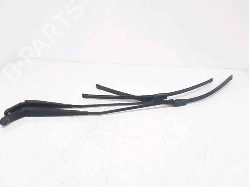 Used Front windshield wiper arm PEUGEOT 3008 I MPV (0U_) 2.0 HDi 150 / BlueHDi 150 (150 hp) 25202449
