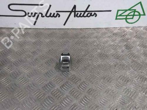 Used Switch ALFA ROMEO MITO (955_) 1.4 MultiAir (955AXL1B) (105 hp) 25167093