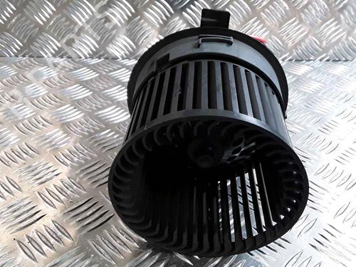 Heater blower motor PEUGEOT 208 I (CA_, CC_) 1.6 HDi | BP25185126M62