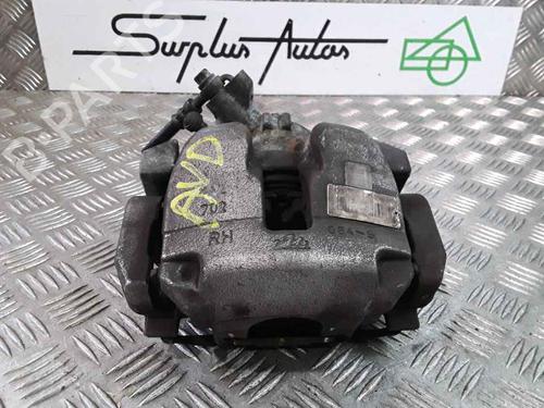 Used Right front brake caliper PEUGEOT 3008 II SUV (MC_, MR_, MJ_, M4_) 1.2 THP/ PureTech 130 (MRHNSM, MRHNSU, MRHNSJ, MRHNYW,... (131 hp) 25166328