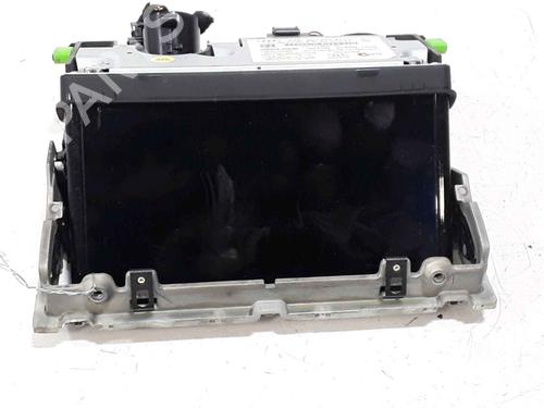 Used Radio AUDI A3 Sportback (8VA, 8VF) 2.0 TDI (150 hp) 25189765