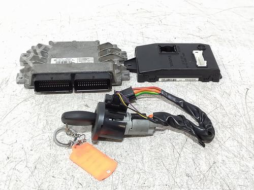 electronic-module-dacia-sandero-2008-39415792 main image