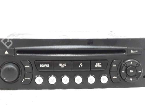 Used Radio CITROËN C3 II (SC_) 1.4 HDi 70 (SC8HZC, SC8HR0, SC8HP4) (68 hp) 25189703