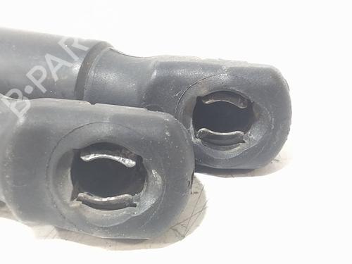 Tailgate lift support VW GOLF PLUS V (5M1, 521) 2.0 TDI 16V | BP29871533C138