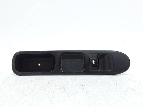 Used Right front window switch Right front window switch 37478938 37478938