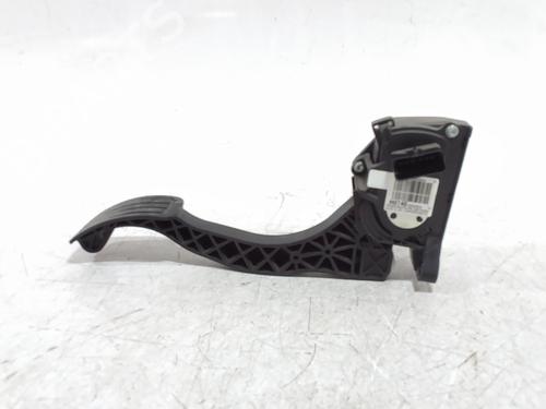 Pedal CITROËN C4 Grand Picasso II (DA_, DE_) 1.2 THP 130 (130 hp) 32739180