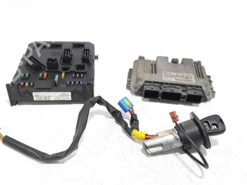 Used Engine control unit (ECU) PEUGEOT 206 Van 1.4 HDi (68 hp) 25195471