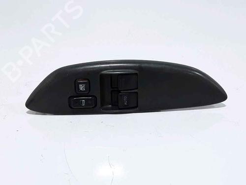 Commutateur TOYOTA YARIS (_P1_) 1.0 (SCP10_, SCP10R) (68 hp) 25185558