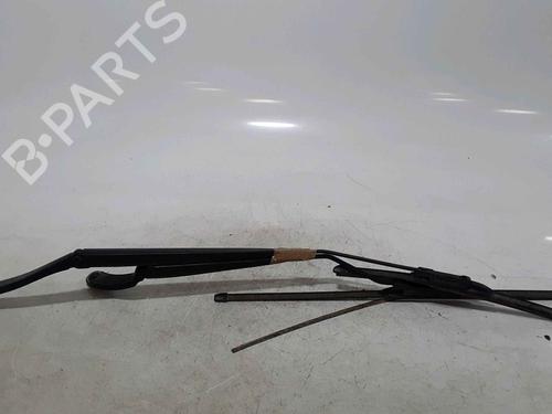 Used Front windshield wiper arm RENAULT CLIO IV (BH_) 1.5 dCi 90 (90 hp) 25202707