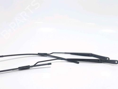 Used Front windshield wiper arm CITROËN C3 II (SC_) 1.0 VTi 68 (68 hp) 25202634