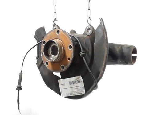 Left front steering knuckle NISSAN QASHQAI II (J11, J11_) 1.5 dCi | BP25196547M25 