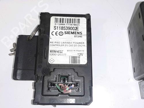 Engine control unit (ECU) RENAULT MEGANE II (BM0/1_, CM0/1_) 1.5 dCi (BM1E, CM1E) | BP25194682M57 