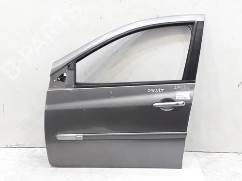 Porte avant gauche RENAULT CLIO III (BR0/1, CR0/1) 1.5 dCi (BR17, CR17) (86 hp) 31875380