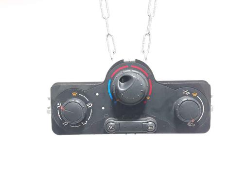 Used Climate control RENAULT CLIO III (BR0/1, CR0/1) 1.5 dCi (BR17, CR17) (86 hp) 25170884