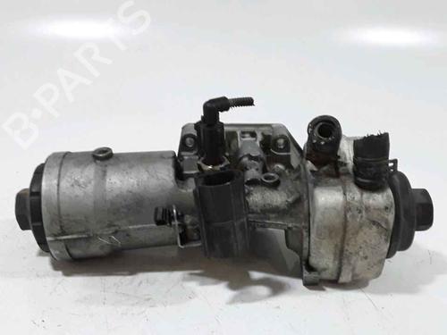 Oliekøler VW GOLF V (1K1) 1.9 TDI (90 hp) 25180308