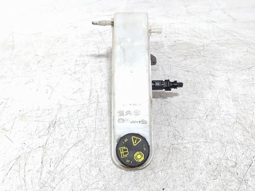 Used Brake master cylinder Brake master cylinder 39599747 39599747