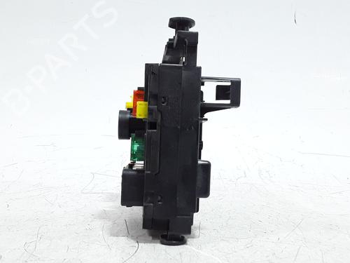 Fuse box PEUGEOT 307 CC (3B) 2.0 HDi 135 | BP32128234E1 - Image 4