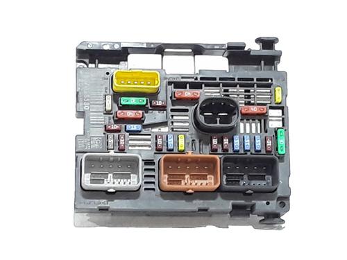 Used Fuse box Fuse box 39642018 39642018