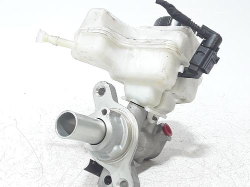 Used Brake master cylinder VW GOLF VIII (CD1, DA1) 2.0 TDI (150 hp) 30446785