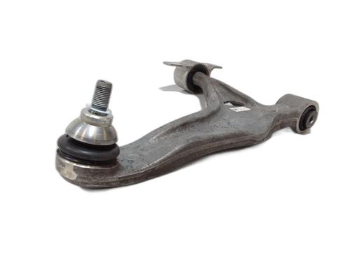 Used Right front suspension arm MERCEDES-BENZ GLA (H247) GLA 200 d (247.712) (150 hp) 31820335
