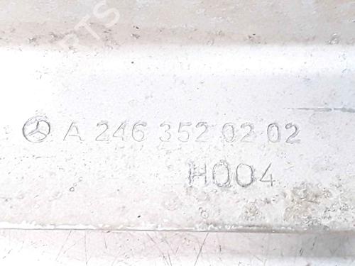 Left rear suspension arm MERCEDES-BENZ A-CLASS (W176) A 200 CDI (176.001) | BP25197878M14 