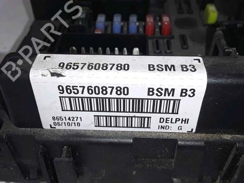 Fuse box PEUGEOT 206+ (2L_, 2M_) 1.4 HDi eco 70 | BP25179308E1