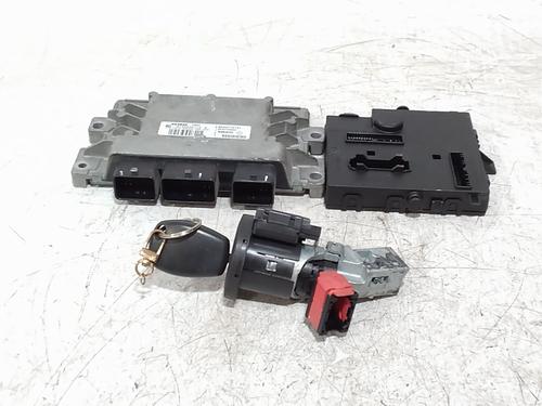 electronic-module-renault-twingo-ii-cn0_-2007-40161589 main image