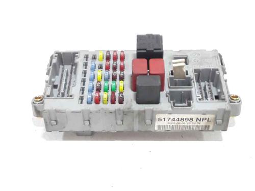Used Fuse box FIAT MULTIPLA (186_) 1.9 JTD 115 (115 hp) 25177530