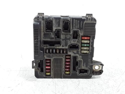 Used Fuse box Fuse box RENAULT GRAND SCÉNIC II (JM0/1_) 2.0 (135 hp) 32872271 32872271