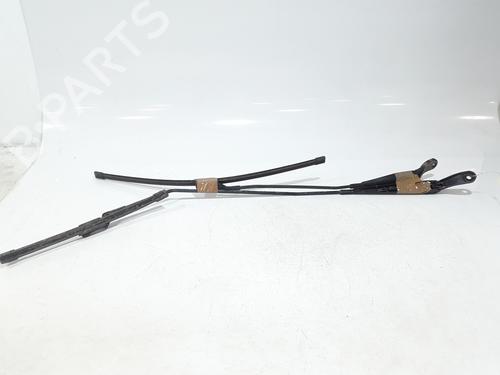 Used Front windshield wiper arm RENAULT ZOE (BFM_) ZOE (88 hp) 25202829