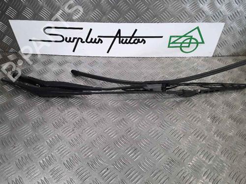 Used Front windshield wiper arm FORD FIESTA VI (CB1, CCN) 1.4 TDCi (68 hp) 25202304