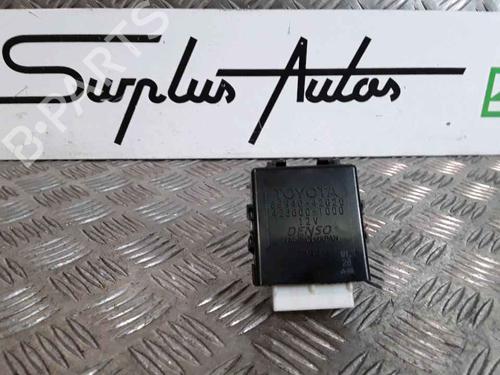 Used Electronic module TOYOTA RAV 4 III (_A3_) 2.2 D 4WD (ALA30_, ALA30R) (150 hp) 25159578