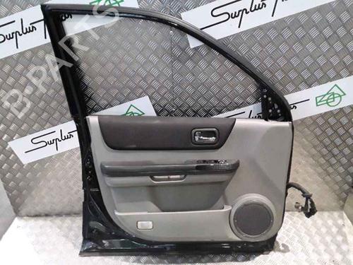 Left front door NISSAN X-TRAIL I (T30) 2.2 dCi 4x4 | BP25188390C2 