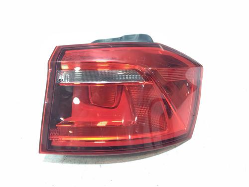 right-taillight-vw-golf-sportsvan-vii-am1-an1-2014-2015-2016-2017-2018-2019-2020-32276077 main image
