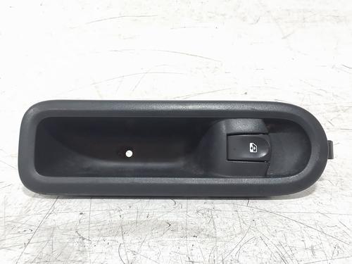 right-front-window-switch-renault-twingo-ii-cn0_-2007-39624345 main image