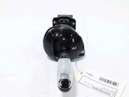 Used Gear lever FIAT 500 (312_) 1.2 (312AXA1A) (69 hp) 25183657