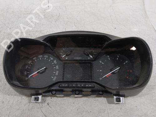 Used Instrument cluster Instrument cluster 38797392 38797392