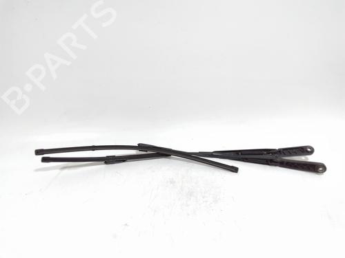 front-windshield-wiper-arm-audi-a1-8x1-8xk-2010-2011-2012-2013-2014-2015-2016-2017-2018-2019-36309598 main image