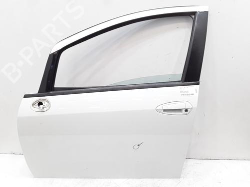 left-front-door-fiat-punto-199_-2012-28159242 main image