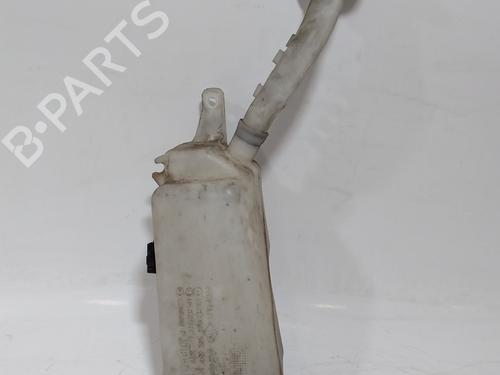 Used Windscreen washer tank RENAULT CLIO III (BR0/1, CR0/1) 1.5 dCi (C/BR0G, C/BR1G) (68 hp) 31604637