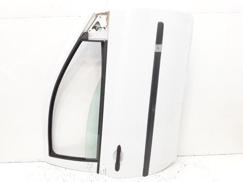 Right front door RENAULT CLIO III (BR0/1, CR0/1) 1.5 dCi (C/BR0G, C/BR1G) | BP26373774C3 