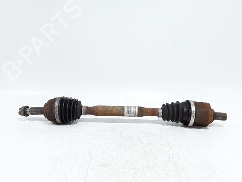 Drivaksel fortil venstre Drivaksel fortil venstre RENAULT CLIO III (BR0/1, CR0/1) 1.6 16V (BR05, BR0B, BR0Y, BR15, BR1J, BR1M, BR1Y, CR0B,... (112 hp) 37594096 37594096