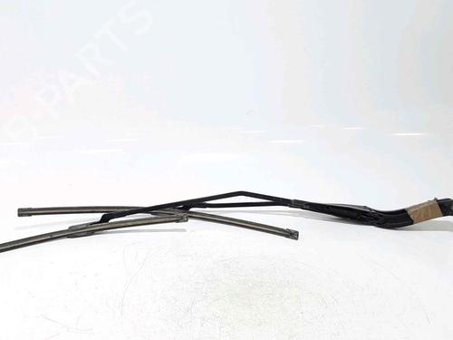 Used Front windshield wiper arm RENAULT TRAFIC III Van (FG_) 1.6 dCi 90 (FGME) (90 hp) 25202696
